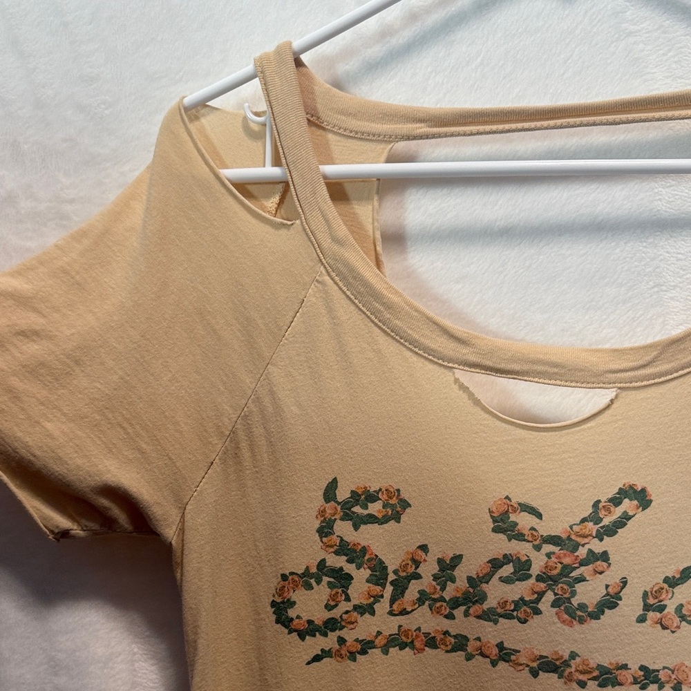 Chaser Tan Floral "Suck It" Graphic Tee - Picture 7 of 9